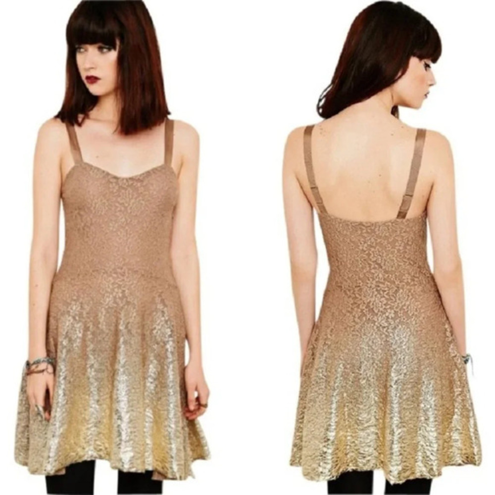 Free people gold cream shimmer mini Dress size XS